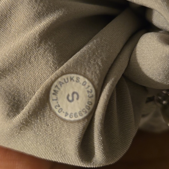 Lululemon Men's License to Train Linerless Shorts White/Cream Camo Size S - Picture 8 of 8